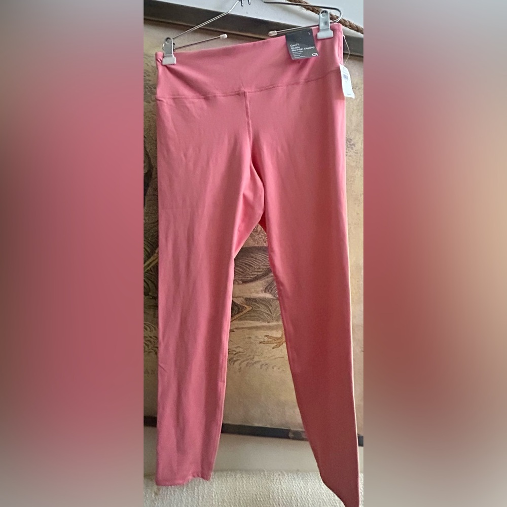 * New Gap Fit Sky High Leggings Peachy Pink SZ Large *